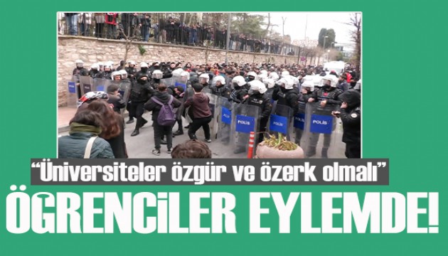 İstanbul Üniversitesi öğrencileri Beyazıt'ta toplandı