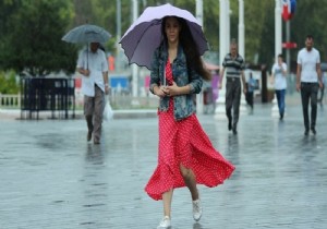 Dikkat! Meteorolojiden kuvvetli sağanak uyarısı