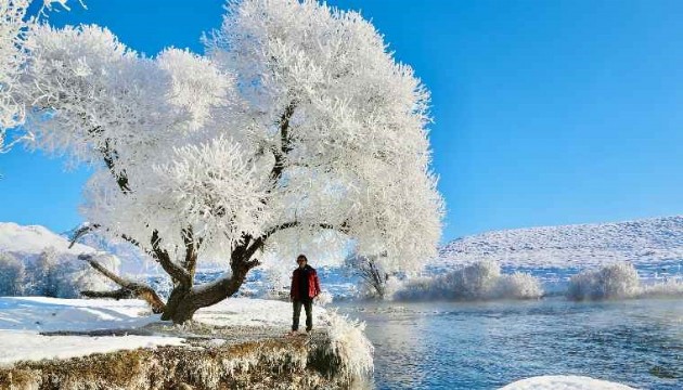 Ovacık'ta kış manzarası görenleri büyüledi