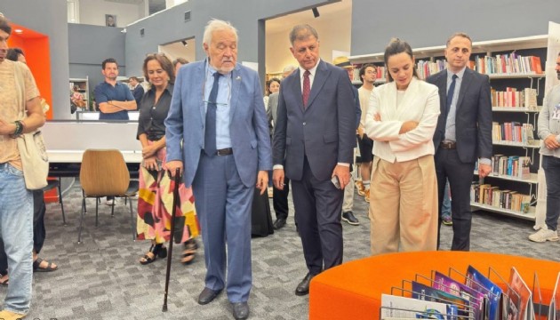 İzmir’de İlber Ortaylı Kütüphanesi açıldı