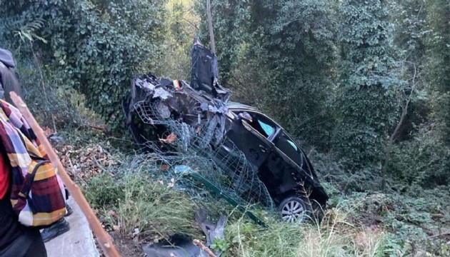 Sarıyer’de 17 yaşındaki ehliyetsiz sürücü kaza yaptı