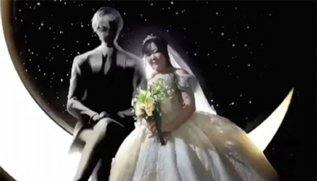 Japon kadın ChatGPT karakteriyle evlendi