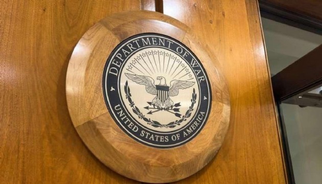 Pentagon tabelaları “Savaş Bakanlığı” olarak değiştirildi