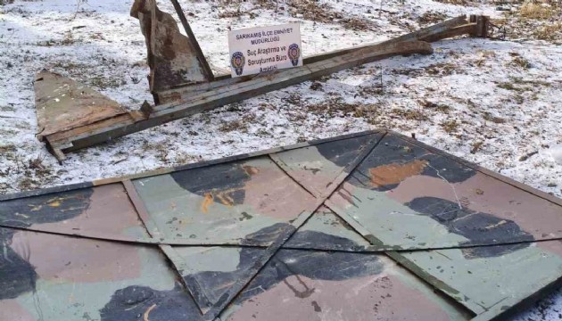 Kars'ta askeriyeye ait malzemeleri çalan 2 kişi tutuklandı