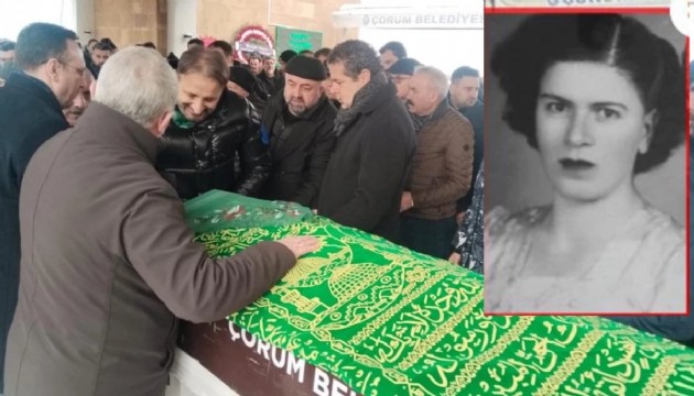 Cüneyt Özdemir’in annesi hayatını kaybetti