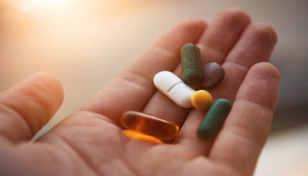 Uzman doktor uyardı:  Asla almamanız gereken 3 vitamin takviyesi