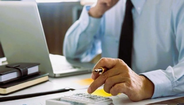 Devlet memurluğuna girişe yaş sınırı getiriliyor