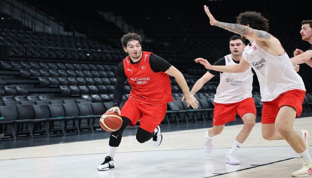 A Milli Basketbol Takımı'nın aday kadrosu açıklandı