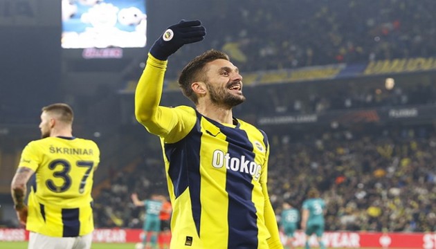 Ajax teknik direktörü Farioli, Dusan Tadic iddialarına yanıt verdi
