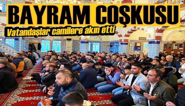 Camilerde bayram coşkusu! Milyonlar akın etti
