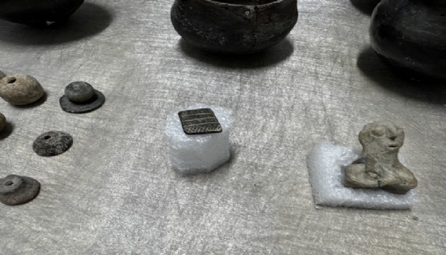 7 bin 500 yıllık taş mühür gün yüzüne çıkarıldı