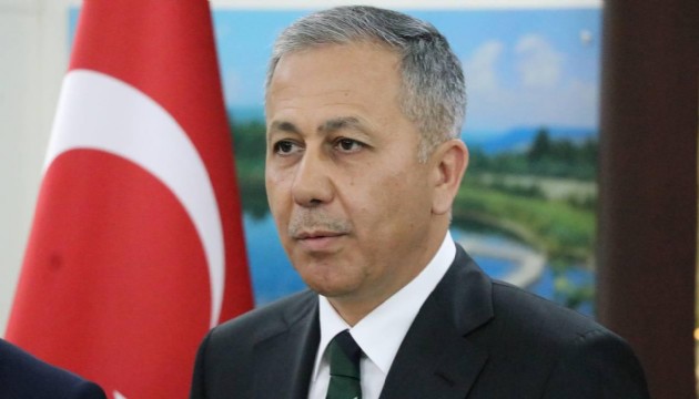 Bakan Yerlikaya: 2 vatandaşımız sağ ve bilinci açık şekilde kurtarıldı
