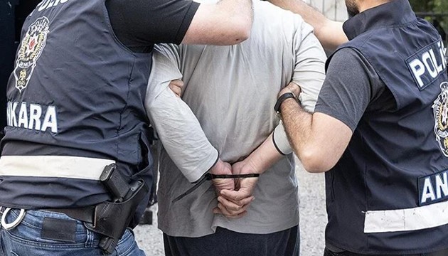 İstanbul merkezli FETÖ operasyonunda 10 şüpheli tutuklandı