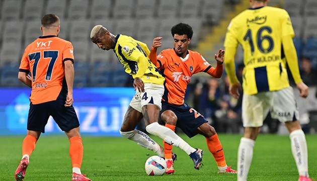 Fenerbahçe, Başakşehir karşısında