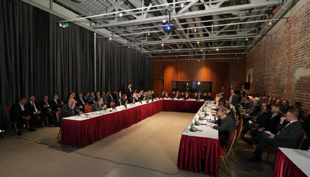 Özel günler için yeni metrobüs