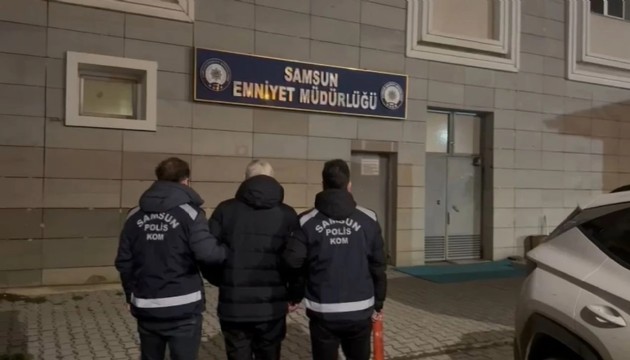Interpol'ün aradığı suçlu Samsun'da yakalandı