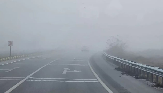 Kara yollarında görüş mesafesi düştü