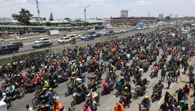 Eski Başbakanın cenazesinde katliam