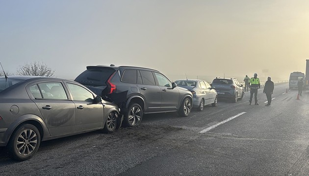 Edirne'de 10 araç birbirine girdi