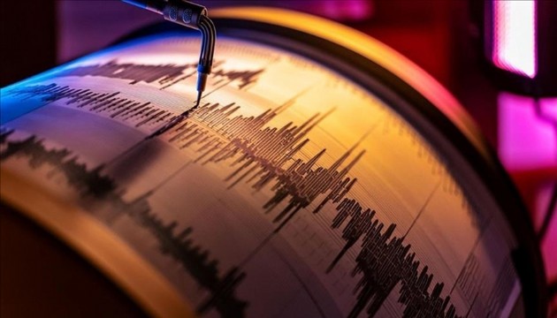 Balıkesir'de art arda deprem!