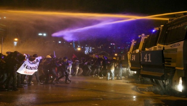 Ankara Kızılay'da polis ve protestocular arasında gerginlik