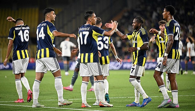 Fenerbahçe sezonu İzmir'de açıyor