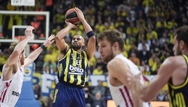 Fenerbahçe, Olympiakos'u yendi