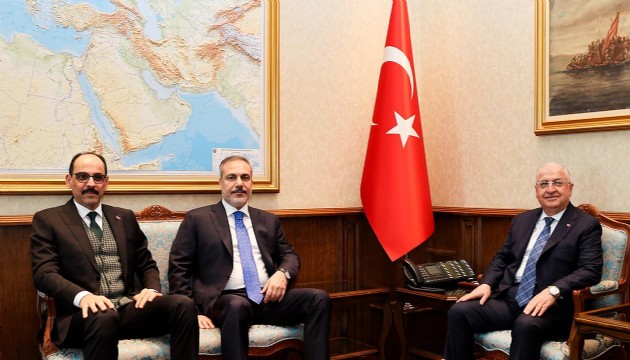 Bakan Fidan, Bakan Güler ve MİT Başkanı Kalın Şam'da