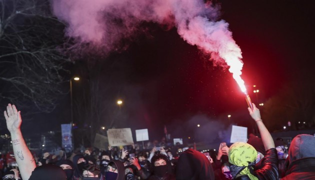 İstanbul'daki gösterilerde 178 kişi tutuklandı