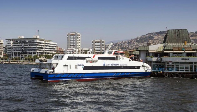 İzmir'de vapur seferlerine rüzgar engeli