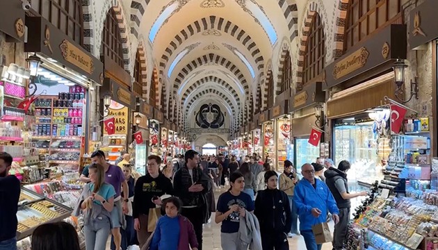 Arife gününde alışveriş yoğunluğu