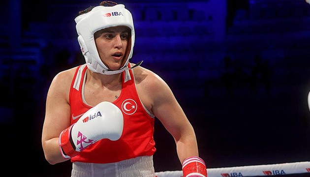 Boksörlerimiz çeyrek finalde
