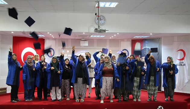 Kadın Üniversitesi ilk mezunlarını verdi
