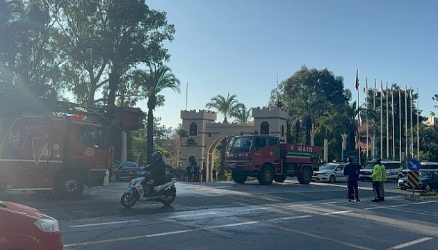 Marmaris'te yangın: 5'i çocuk 24 kişi etkilendi