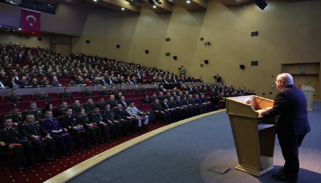 Milli Savunma Bakanı Güler: 'PKK/SDG koşulsuz olarak silahlarını teslim etmeli'