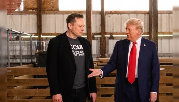 Elon Musk'tan dikkat çeken paylaşım: Trump'a 'diktatör'lü tebrik