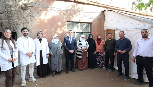 Üç elti böbreklerini eşlerine bağışladı