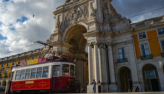 Türk müteahhitlerin gözü Portekiz'de