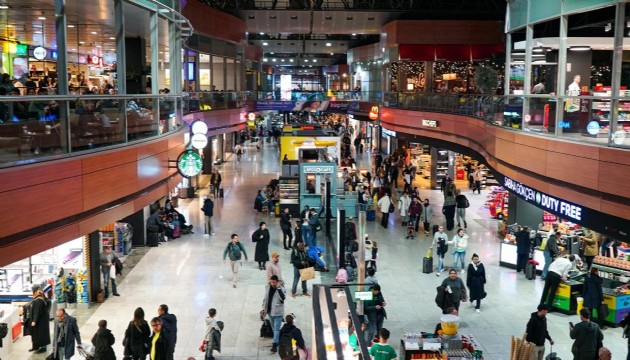 Havalimanları bayram yoğunluğuna hazır