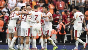 Galatasaray Devler Ligi arenasında