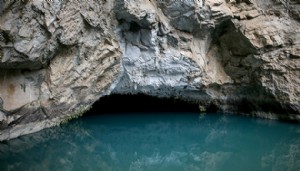 O mağaraya çelik koruma