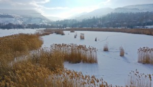 Üçkaya Gölü buz tuttu