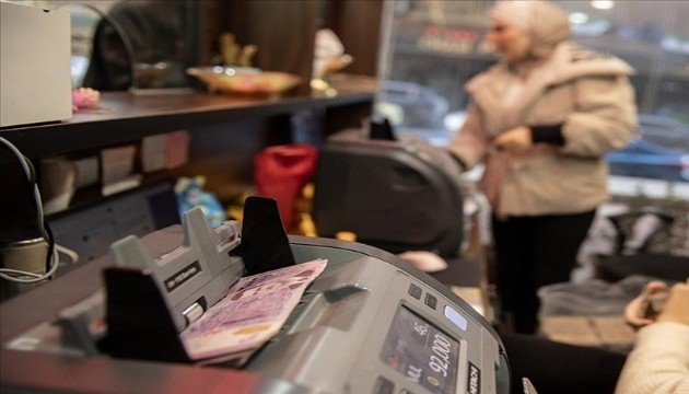 Suriye’de paradan iki sıfır atıldı, yeni banknotlar tedavülde