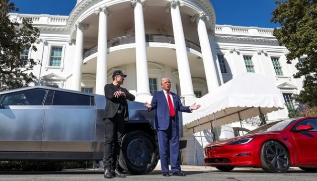 Musk'ın döşediği internet Beyaz Saray'da paniğe sebep oldu