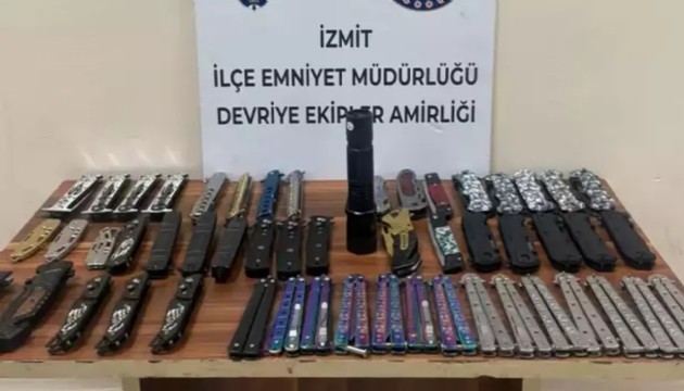 İki çocuğun üzerinden onlarca kesici alet çıktı