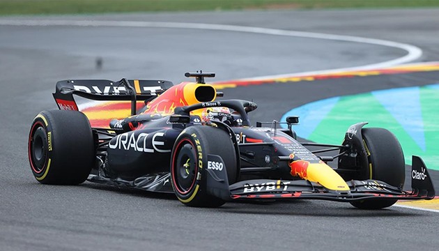 ABD'de Verstappen kazandı