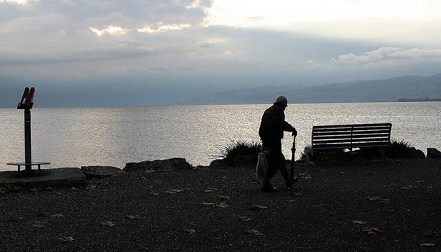 Yılın kelimesi 'kalabalık yalnızlık' seçildi