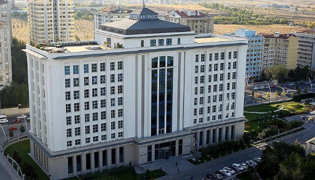 AK Parti'den 3 partiye veto!
