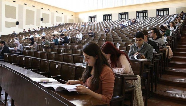 İkinci üniversite öğrenci sayısı rekor kırdı
