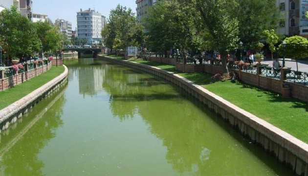 Kayıp öğretmenin cesedi Porsuk Çayı’nda bulundu